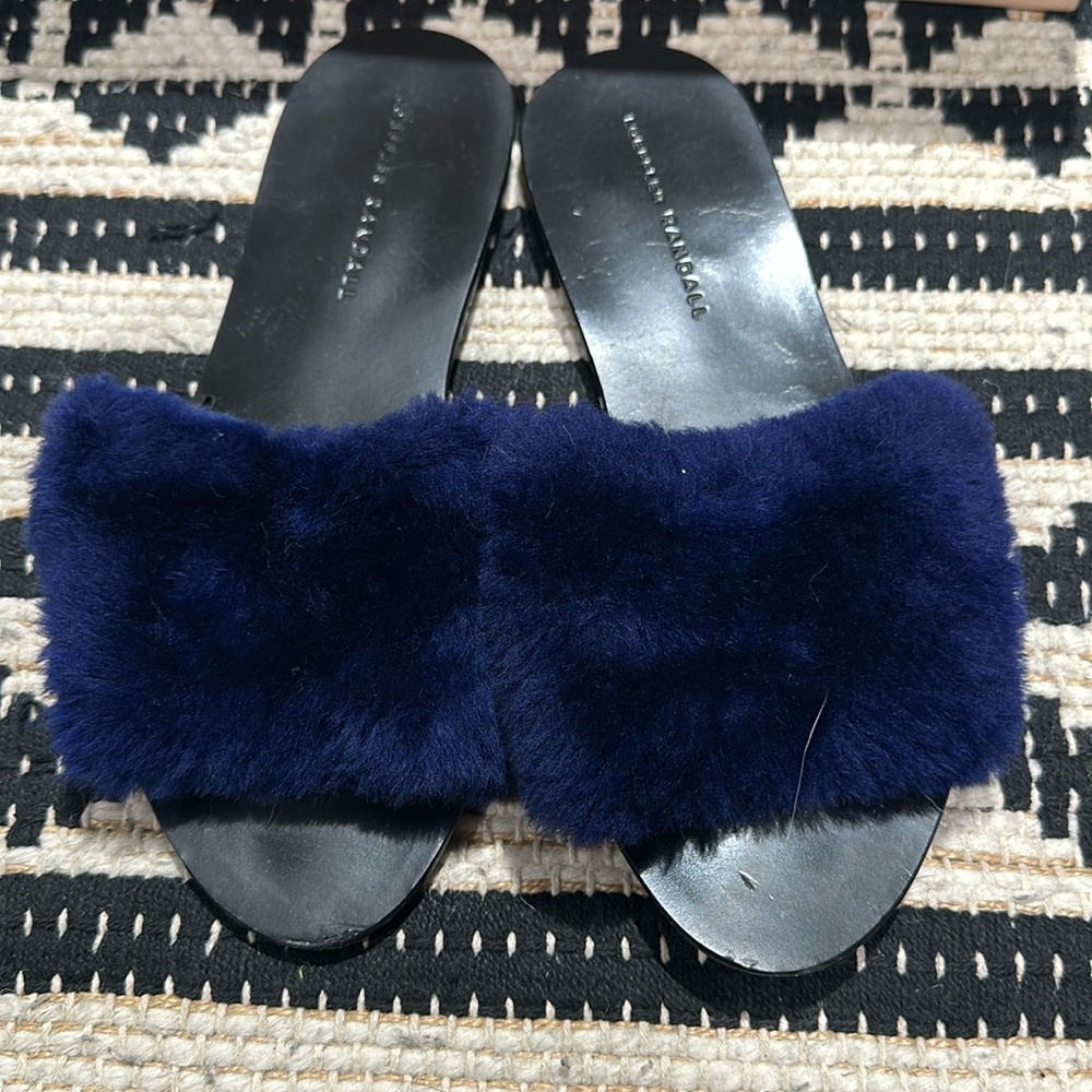 LOEFFLER RANDALL Navy Isabel Dyed Shearling Slide Sandals - Picture 3 of 4
